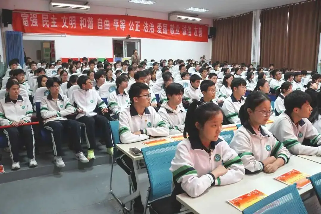 逐梦百日 决战中考——滨湖中学2026届中考百日誓师动员大会 第41张