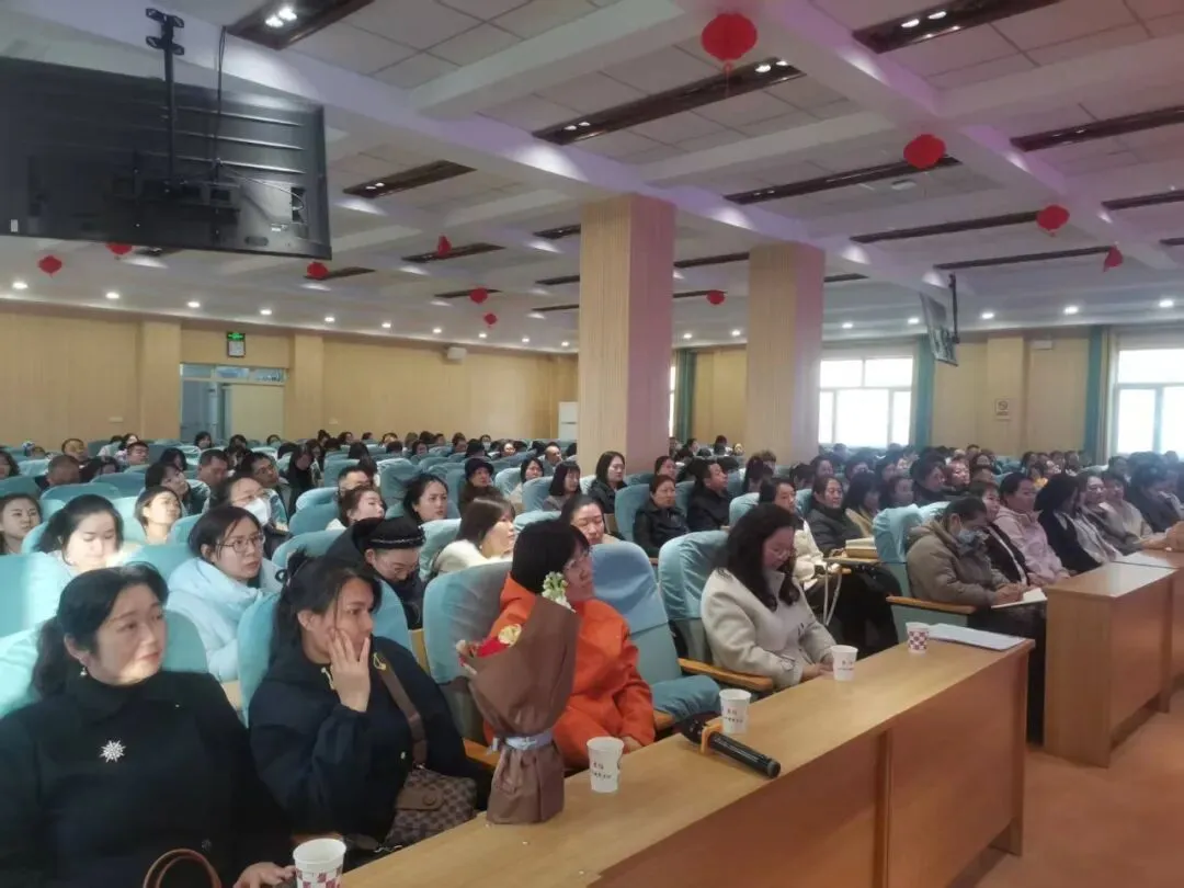 骐骥驰骋战中考,势不可挡创荣耀——中考百日冲刺·优秀家长动员会圆满举行 第4张