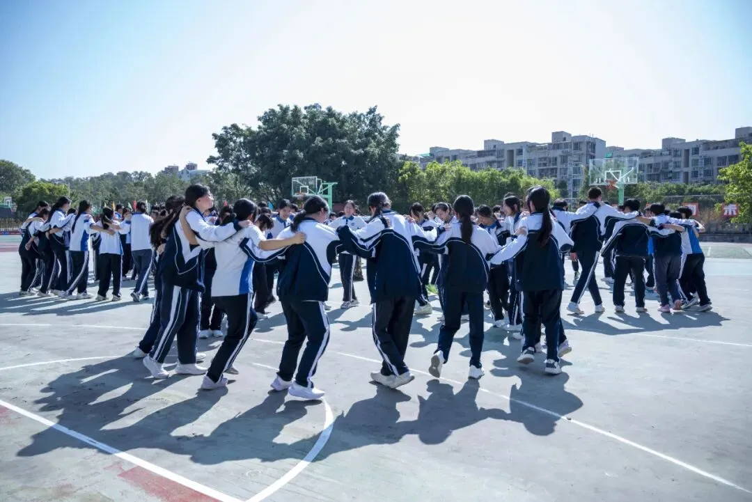 【美好天成·中考动员】骐骥驰骋,为梦而战 | 我校九年级励志教育暨青春宣誓仪式 第19张