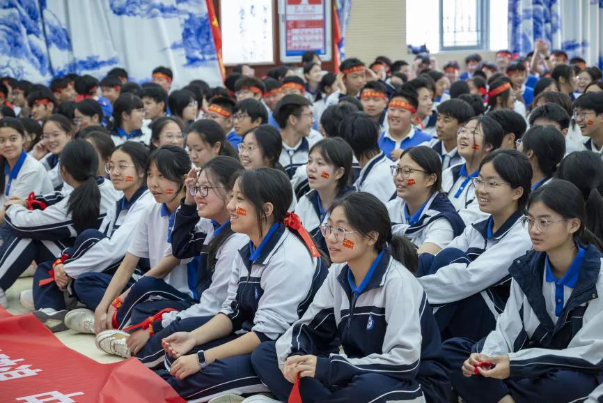 【美好天成·中考动员】骐骥驰骋,为梦而战 | 我校九年级励志教育暨青春宣誓仪式 第38张