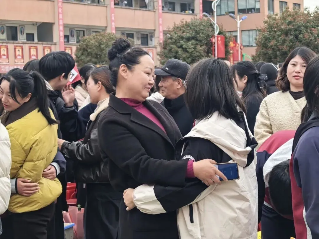 【中考动员大会】龙抬头乘风破万里浪 ,马奋蹄昂首跃九重门 第65张