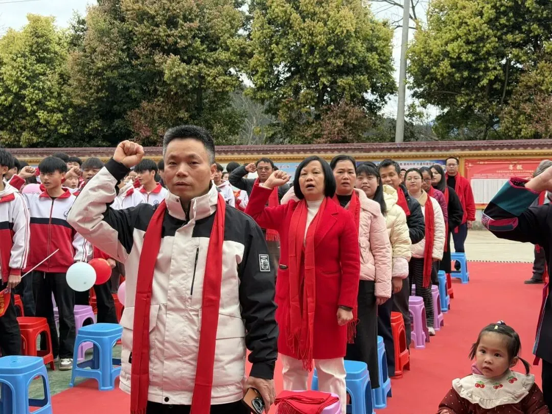 富禄乡中学举行2026年中考百日誓师大会 第8张