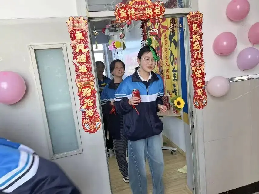 海伦农场学校“百日誓师燃斗志,中考逐梦启新程” 第15张