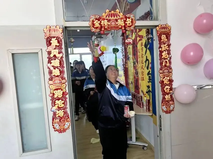 海伦农场学校“百日誓师燃斗志,中考逐梦启新程” 第16张