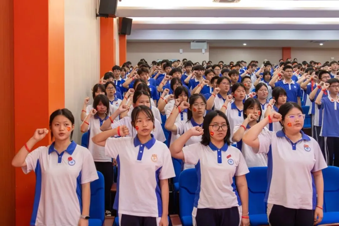 倒计时100天!鹏达初级中学2026届中考百日誓师大会燃情启幕 第74张