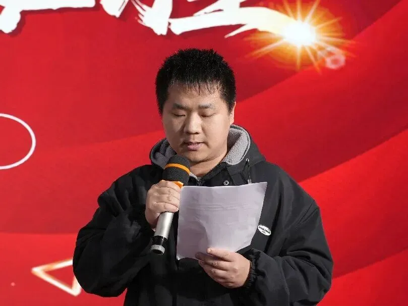 百日誓师启新程,逐梦中考铸辉煌——新郑双语学校九年级中考誓师大会圆满举行 第16张