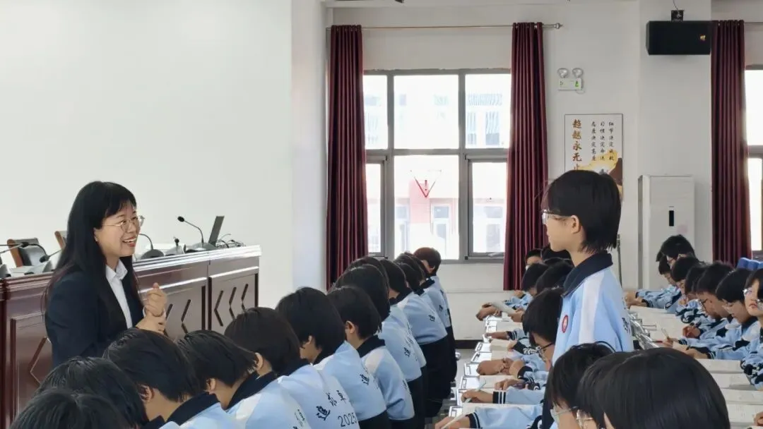 献县教体局组织召开2026年中考学科专题培训会 第6张