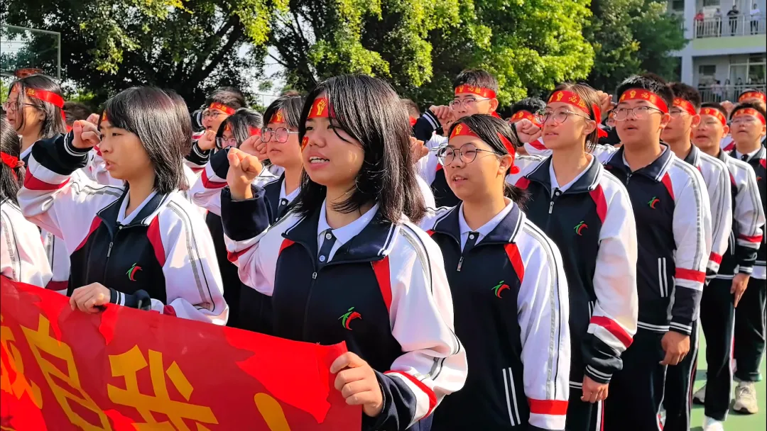 百日逐梦,决胜中考 —— 麻演龙源学校2026届中考百日誓师大会 第15张