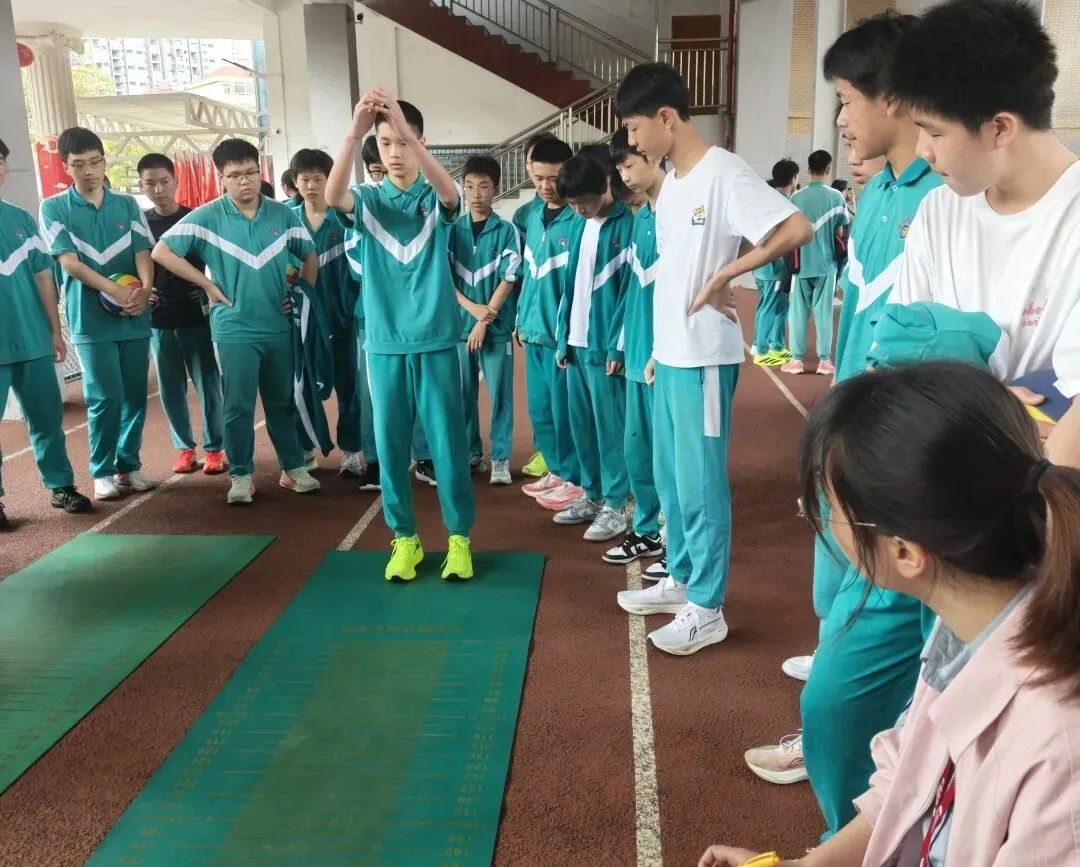 热血逐梦,“体”验青春!初三体育模拟测试圆满收官 第19张