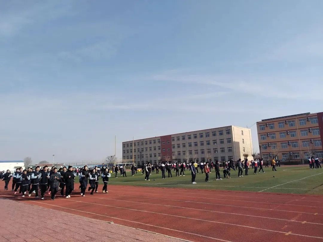 距离中考93天——我们努力的样子~ 第3张