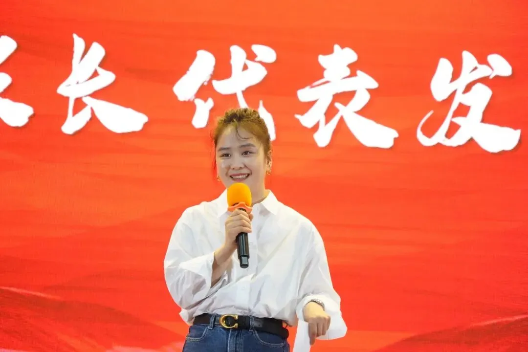 百日攻坚勇攀巅峰,青春逐梦决胜中考——白云外国语中学2026届初三百日誓师活动圆满举行 第27张