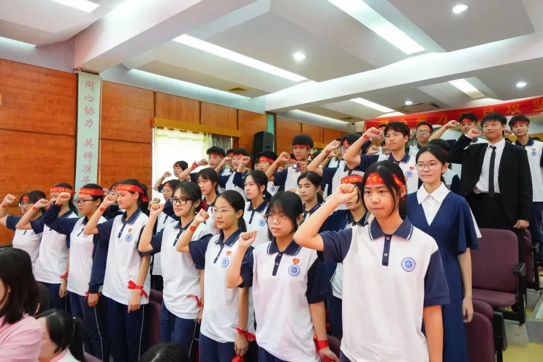 百日攻坚勇攀巅峰,青春逐梦决胜中考——白云外国语中学2026届初三百日誓师活动圆满举行 第43张