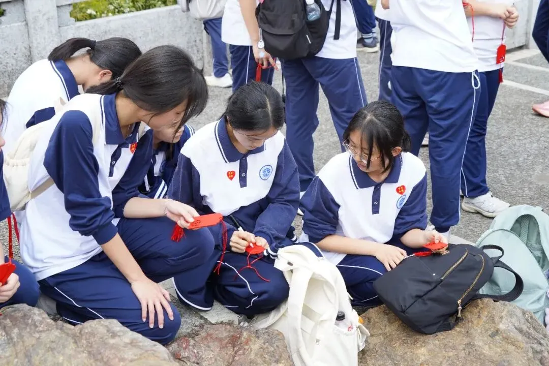 百日攻坚勇攀巅峰,青春逐梦决胜中考——白云外国语中学2026届初三百日誓师活动圆满举行 第67张