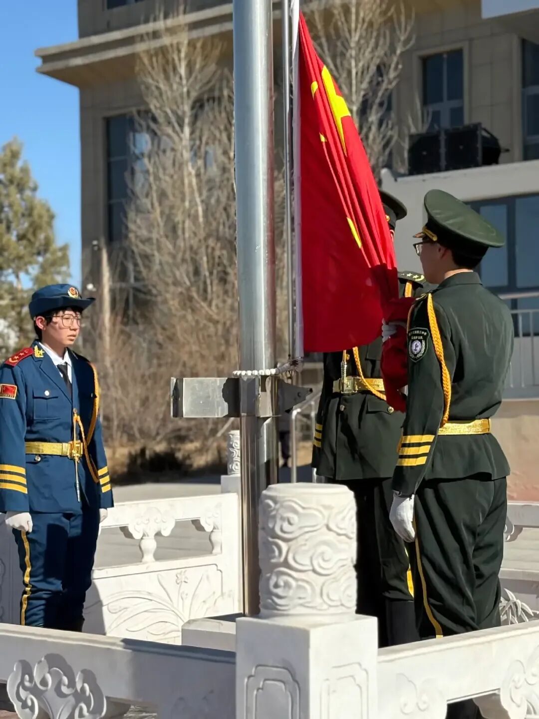 百日誓师圆满举行,策马扬鞭决胜中考——四子王旗第三中学2026届百日誓师大会 第18张