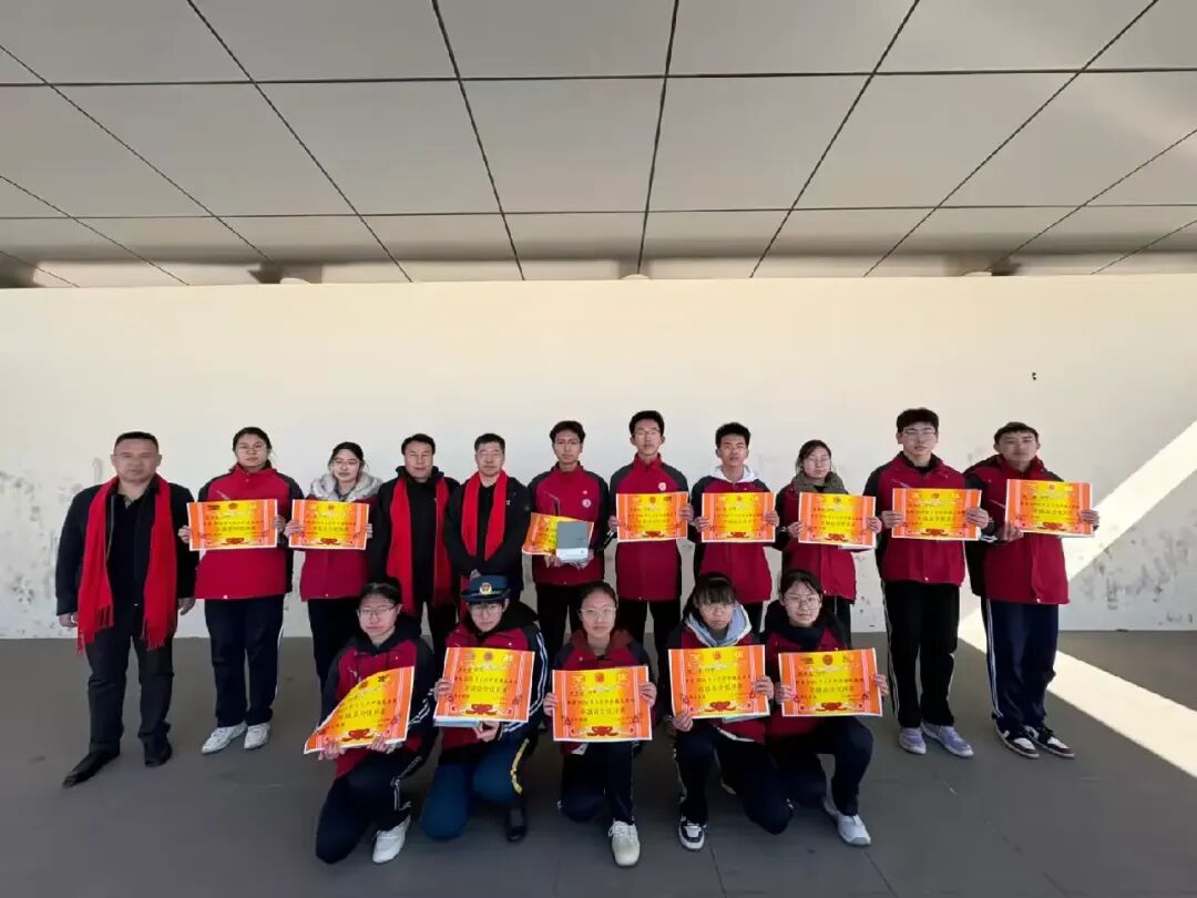 百日誓师圆满举行,策马扬鞭决胜中考——四子王旗第三中学2026届百日誓师大会 第49张