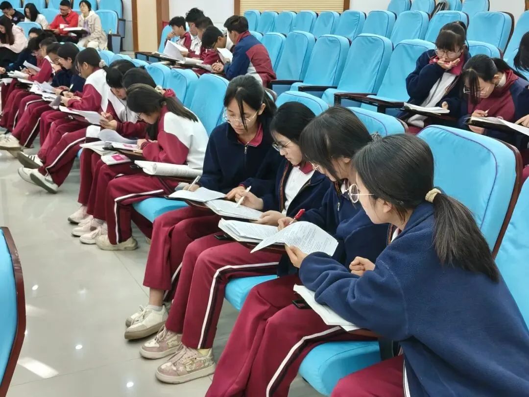 精准讲评提质效 深耕课堂备中考——隆阳区第一中学中考试卷讲评示范课展评赛顺利开展 第32张