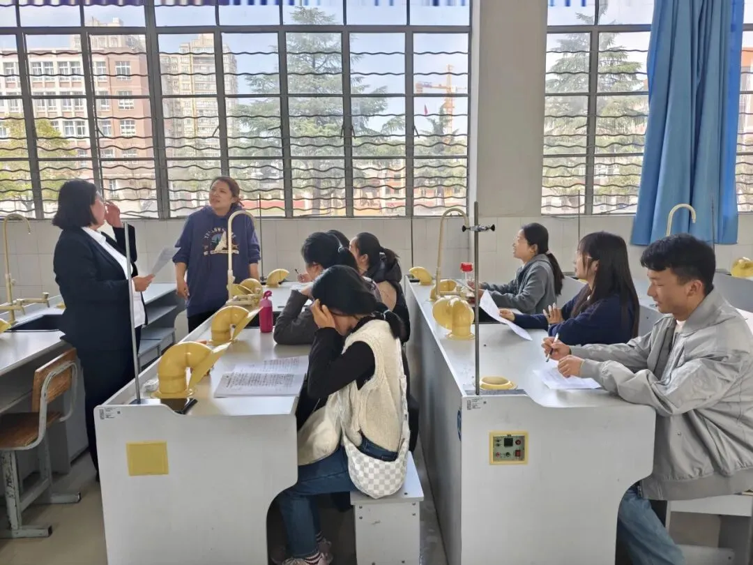 精准讲评提质效 深耕课堂备中考——隆阳区第一中学中考试卷讲评示范课展评赛顺利开展 第45张