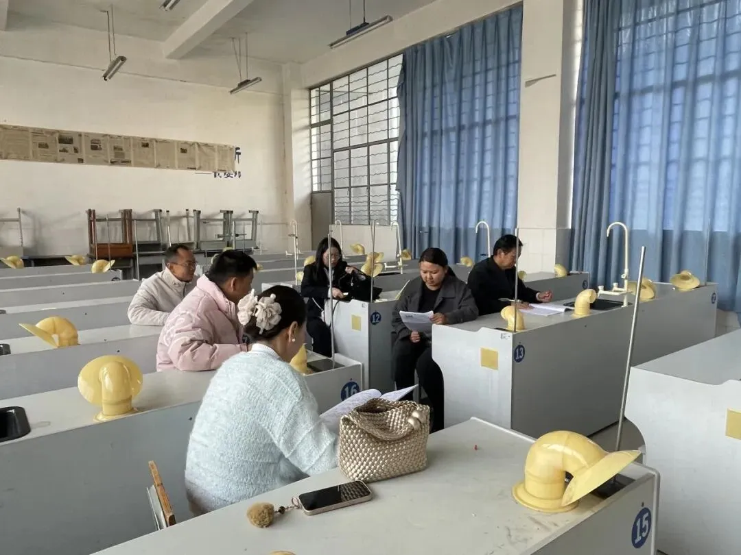 精准讲评提质效 深耕课堂备中考——隆阳区第一中学中考试卷讲评示范课展评赛顺利开展 第55张