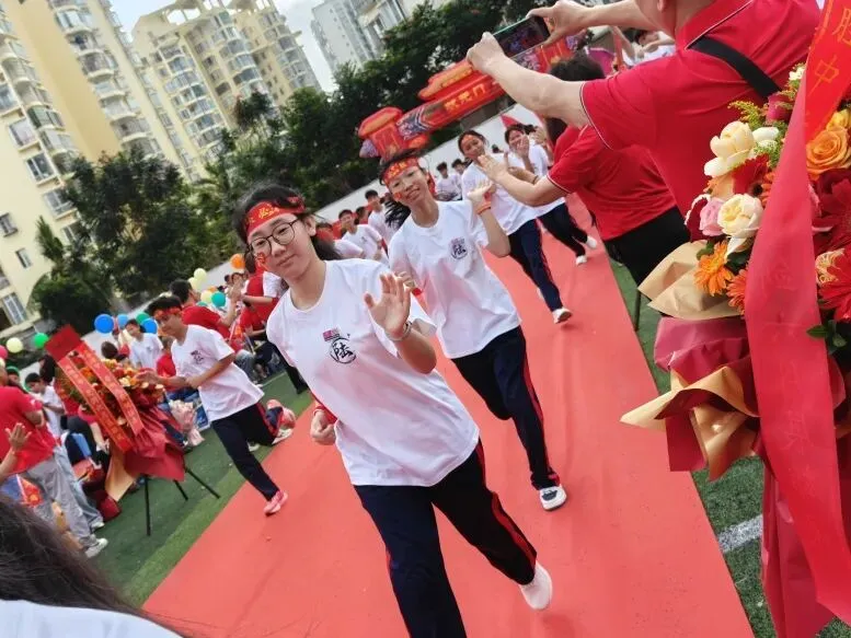 青春逐梦 决胜中考 | 海南昌茂花园学校隆重举行2026届中考百日誓师大会 第32张