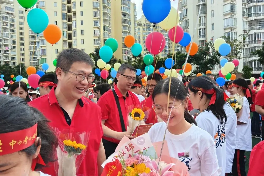 青春逐梦 决胜中考 | 海南昌茂花园学校隆重举行2026届中考百日誓师大会 第73张