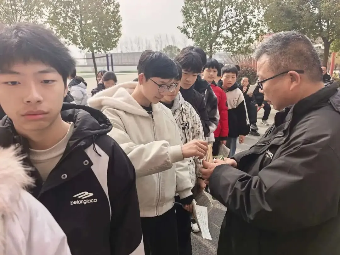 【顺中·教学】“以考代练强技能,实战模拟迎中招”———顺山店中学2026年中招理化生实验操作第一轮简报 第4张