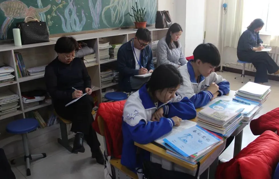【教研动态】精准把脉促提升 凝心聚力备中考——奈曼旗教研室教研员赴初中学校开展备考专项调研工作 第6张