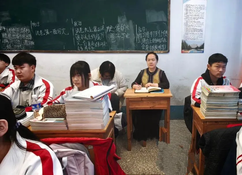 【教研动态】精准把脉促提升 凝心聚力备中考——奈曼旗教研室教研员赴初中学校开展备考专项调研工作 第19张