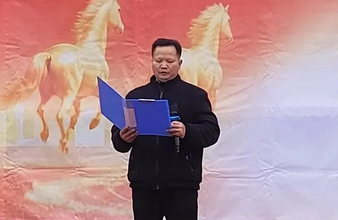 【百日砺剑赴山海 青春逐梦赢中考】台江县第二中学隆重举行2026届百日誓师大会暨家长会 第36张 【百日砺剑赴山海 青春逐梦赢中考】台江县第二中学隆重举行2026届百日誓师大会暨家长会 第36张