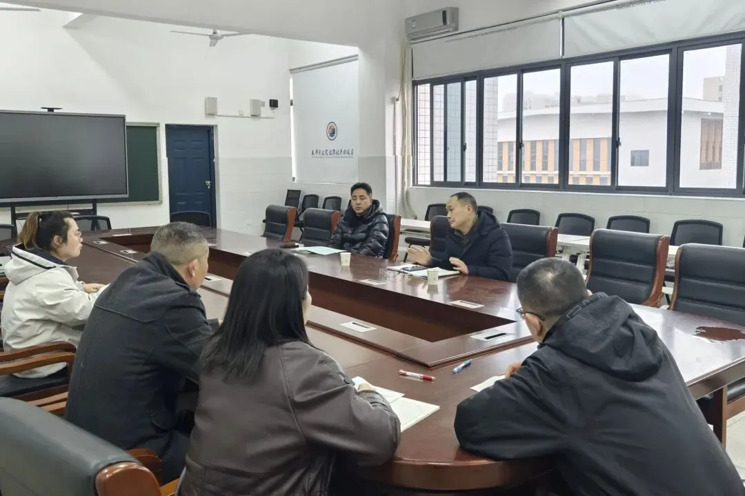 聚焦中考定航向 视导赋能促提升|云田学校初中部迎区教研中心毕业学科视导 第19张 聚焦中考定航向 视导赋能促提升|云田学校初中部迎区教研中心毕业学科视导 第19张