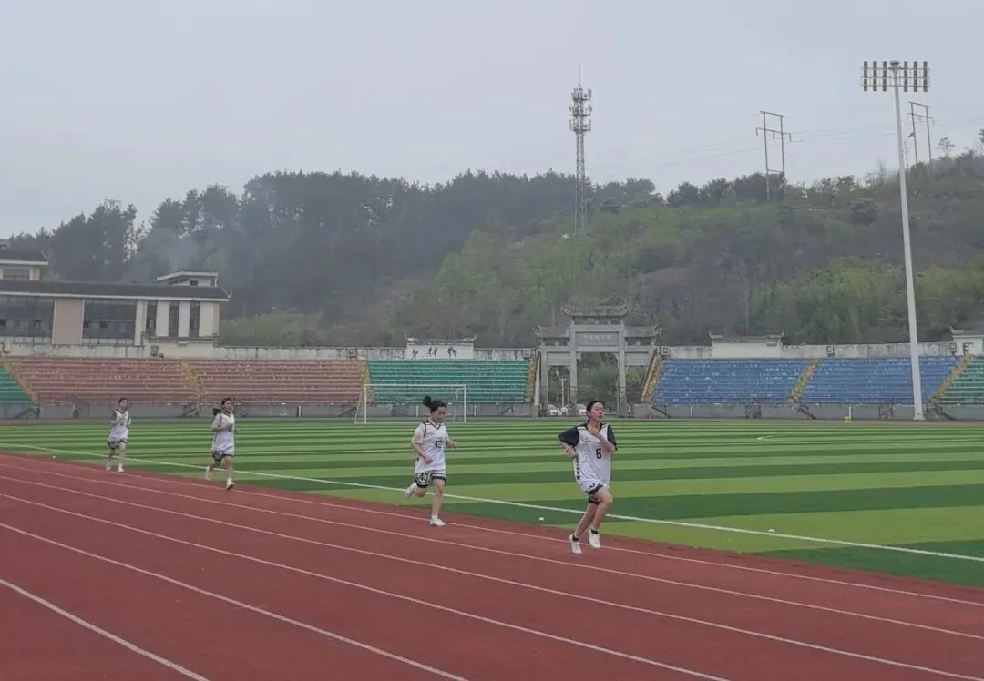 紫云三中开展第二次中体考模拟测试 第22张