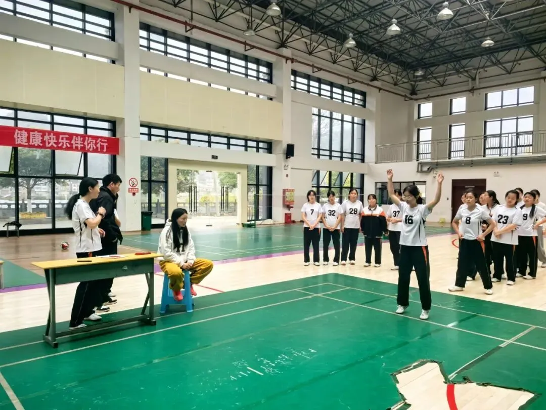 紫云三中开展第二次中体考模拟测试 第30张