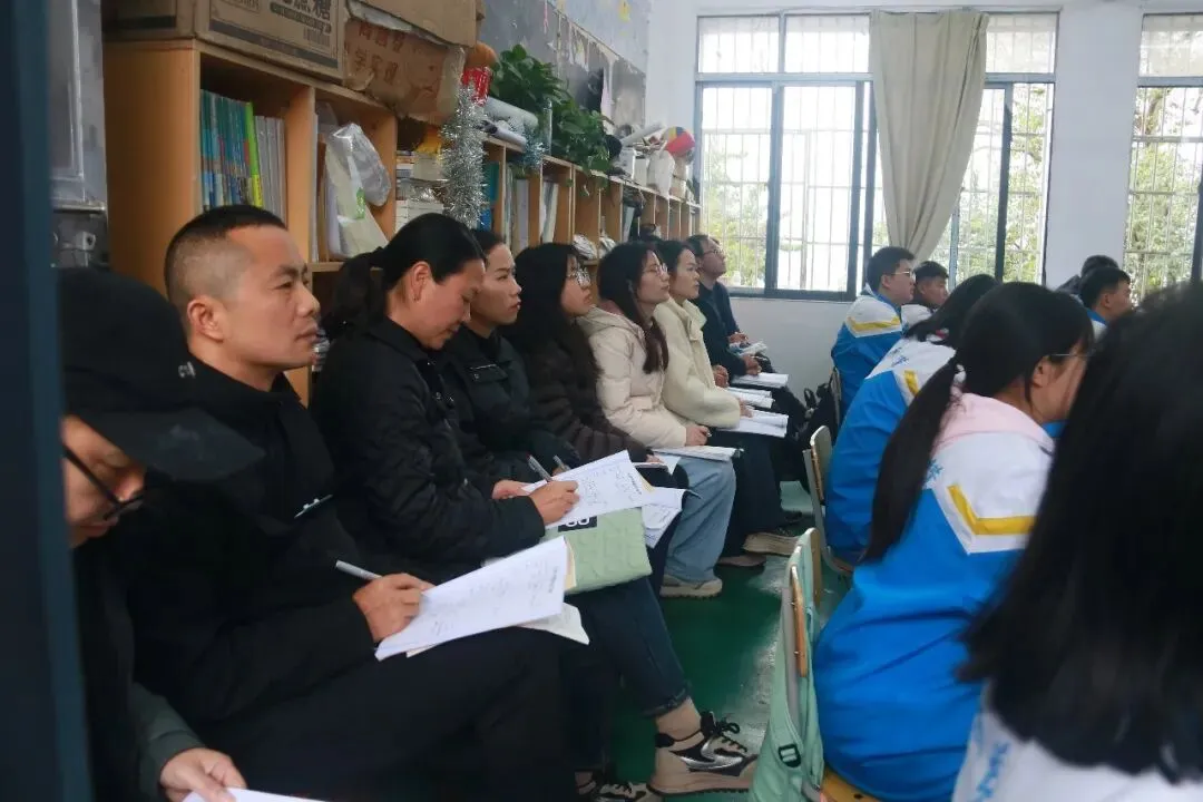 【聚焦州模・以研促教】聚焦州一模试卷 推进教研提质|黄平县旧州中学组织开展州一模讲评专项研讨活动 第23张