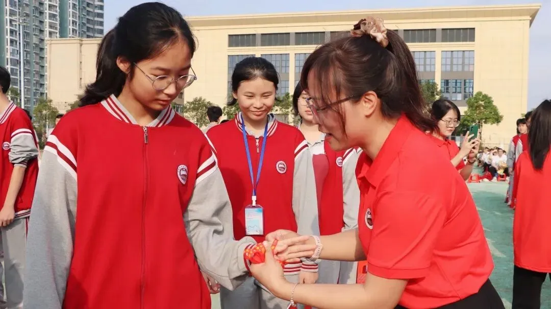 防城港市桃花湾中学2026年中考百日誓师大会圆满举行 第12张 防城港市桃花湾中学2026年中考百日誓师大会圆满举行 第12张