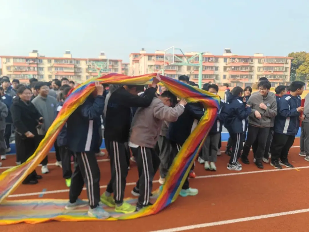 心向阳光,亮剑中考——庄桥中学初三减压暨动员活动纪实 第6张