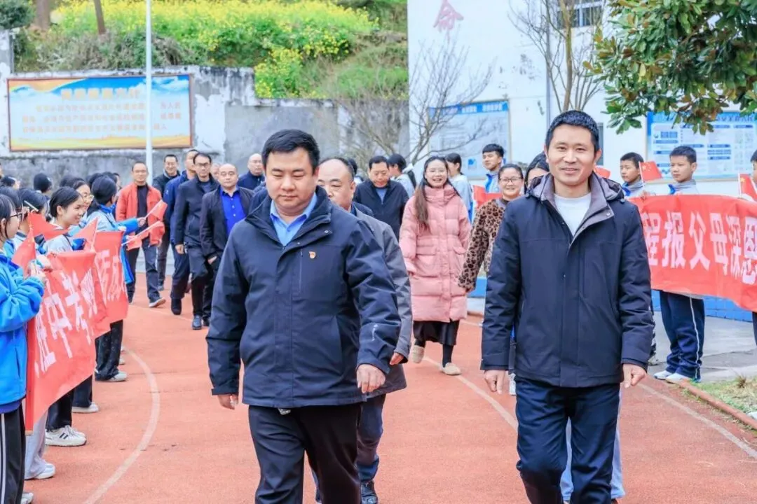 大磏中学举办中考百日誓师大会 第12张