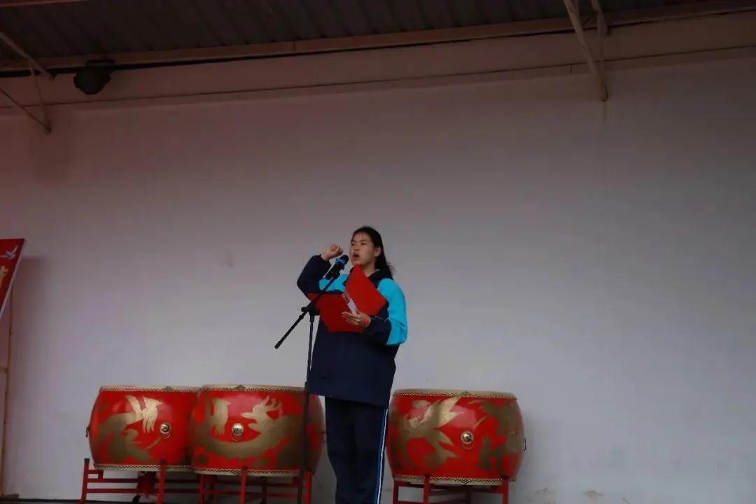 黎平县第八中学举行2026届中考百日誓师大会 第34张