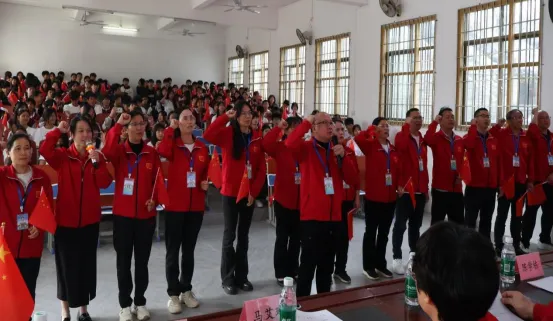 百日拼搏誓创佳绩 少年逐光共赴中考——怀集县甘洒镇中心学校2026届誓师大会 第9张