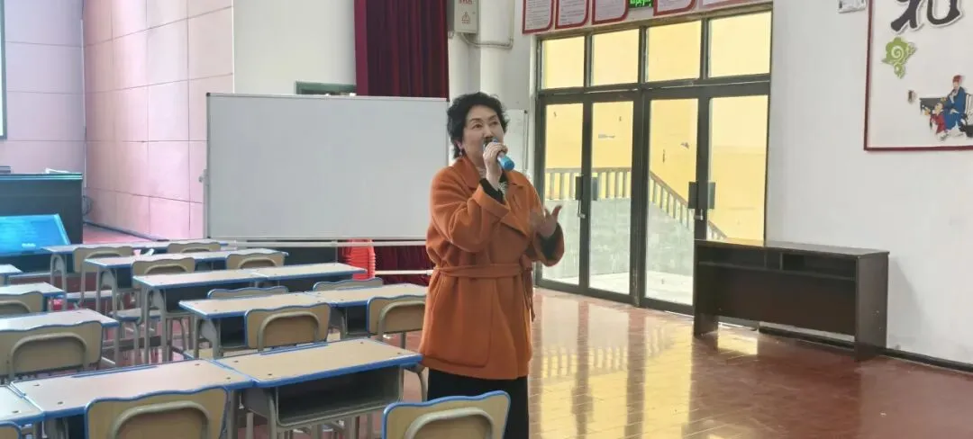 聚焦交际语境 共研中考作文——2026年铜仁城区初中语文备考研讨会在仁山学校圆满落幕 第7张 聚焦交际语境 共研中考作文——2026年铜仁城区初中语文备考研讨会在仁山学校圆满落幕 第7张