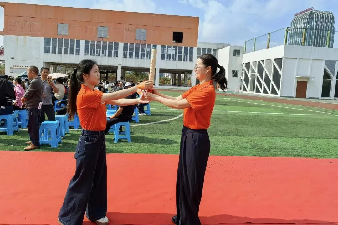 【悦·慧活动】悦慧逐梦三载路 问鼎中考百日功——钦州港区实验学校首届百日倒计时启动仪式圆满举行 第16张