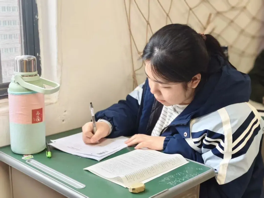 严阵以待迎模考 凝心聚力战高考——南昌市致远双语学校2026届高三“一模”测试圆满结束 第19张