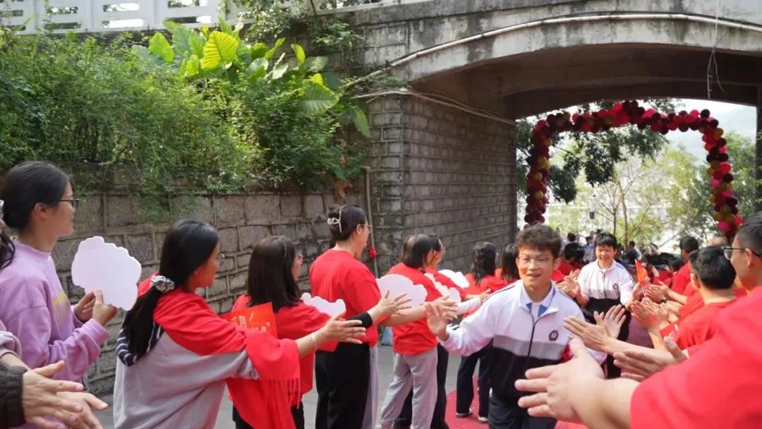 决战中考!富宁一中举行中考誓师大会 第8张