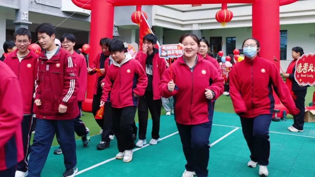 青春砺剑酬壮志 策马扬鞭战中考——商州区第一初级中学举行2026届决战誓师大会 第29张