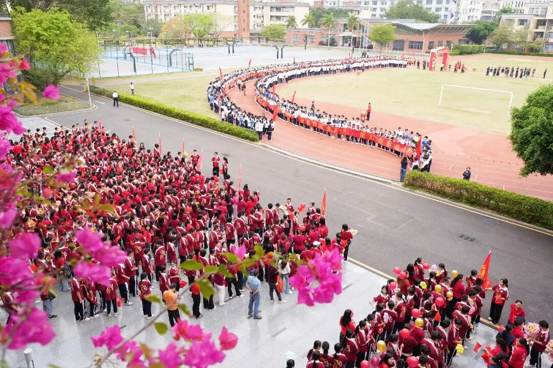 百日冲刺,圆梦中考 | 华胜实验学校2026届中考百日誓师大会圆满结束 第15张 百日冲刺,圆梦中考 | 华胜实验学校2026届中考百日誓师大会圆满结束 第15张