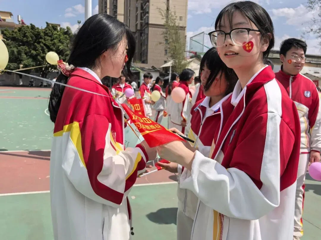 战鼓催征马蹄疾,决胜中考正当时——宜良县第二中学2026届中考誓师大会 第74张