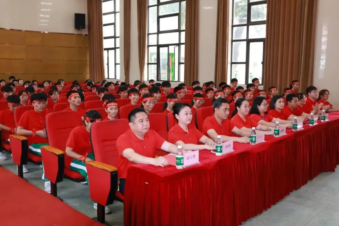 【荷教育•圆梦想】百日磨剑战中考 青春逐梦铸辉煌——东方河宕学校2026届百日誓师大会隆重举行 第6张