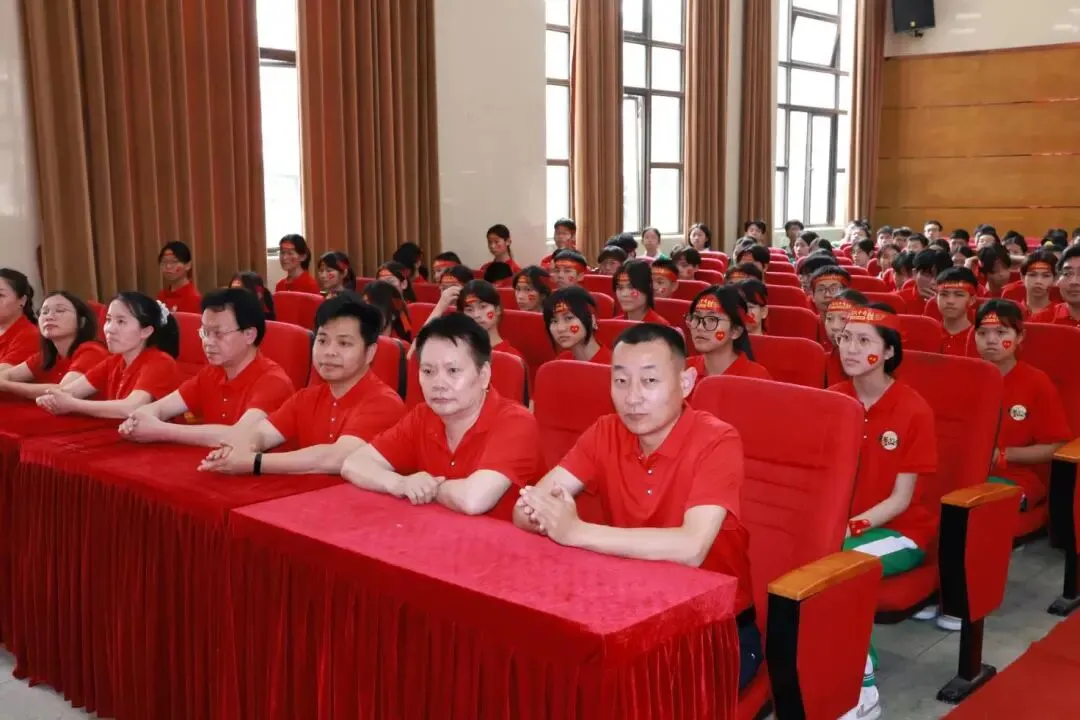 【荷教育•圆梦想】百日磨剑战中考 青春逐梦铸辉煌——东方河宕学校2026届百日誓师大会隆重举行 第7张