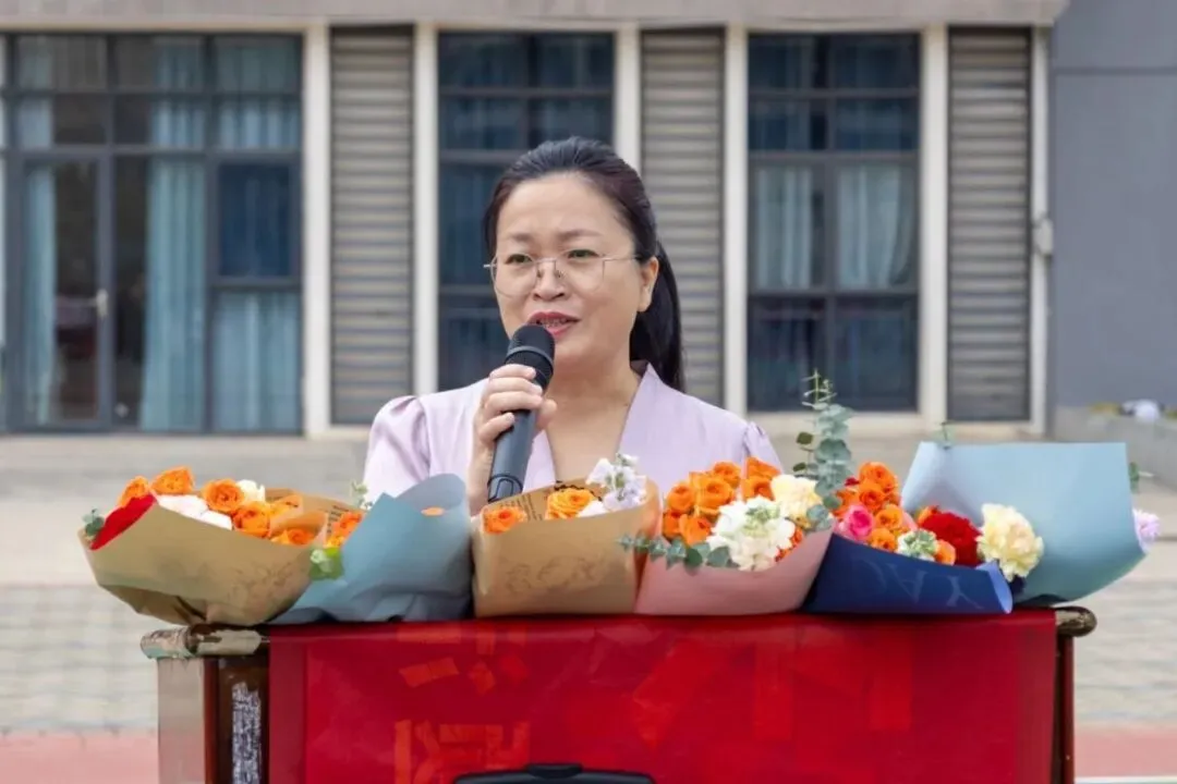 百日逐梦 决胜中考——博罗县龙溪第二中学隆重举行2026届中考冲刺动员大会 第14张 百日逐梦 决胜中考——博罗县龙溪第二中学隆重举行2026届中考冲刺动员大会 第14张