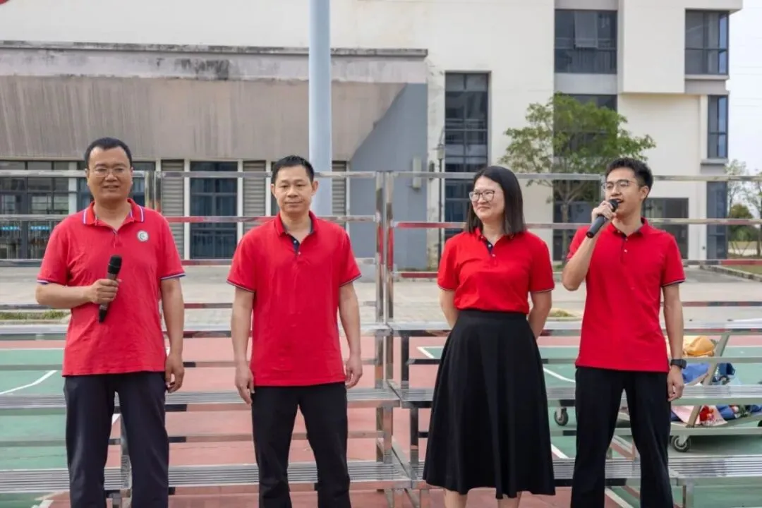 百日逐梦 决胜中考——博罗县龙溪第二中学隆重举行2026届中考冲刺动员大会 第19张 百日逐梦 决胜中考——博罗县龙溪第二中学隆重举行2026届中考冲刺动员大会 第19张