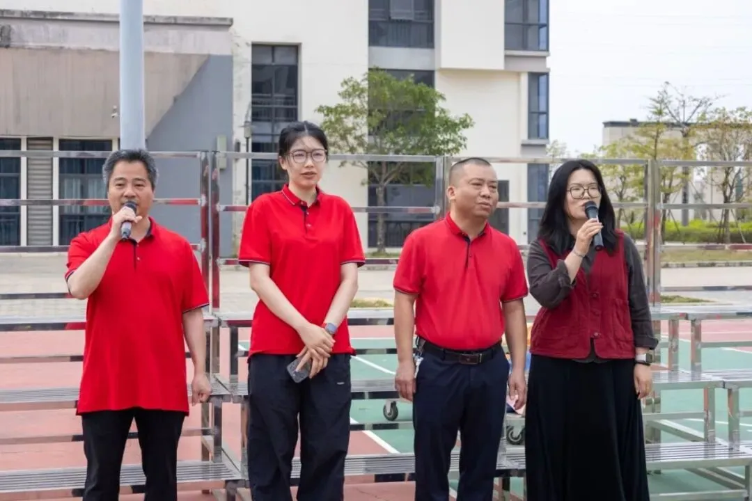 百日逐梦 决胜中考——博罗县龙溪第二中学隆重举行2026届中考冲刺动员大会 第22张 百日逐梦 决胜中考——博罗县龙溪第二中学隆重举行2026届中考冲刺动员大会 第22张