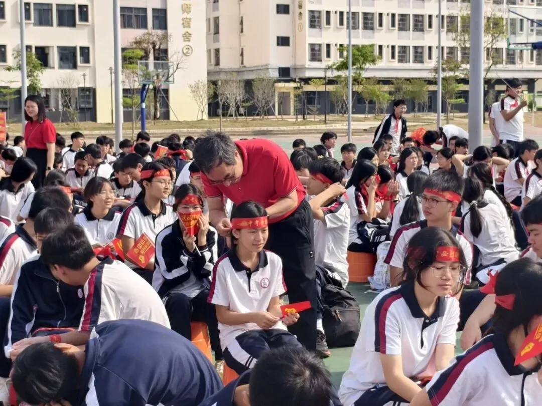 百日逐梦 决胜中考——博罗县龙溪第二中学隆重举行2026届中考冲刺动员大会 第35张 百日逐梦 决胜中考——博罗县龙溪第二中学隆重举行2026届中考冲刺动员大会 第35张